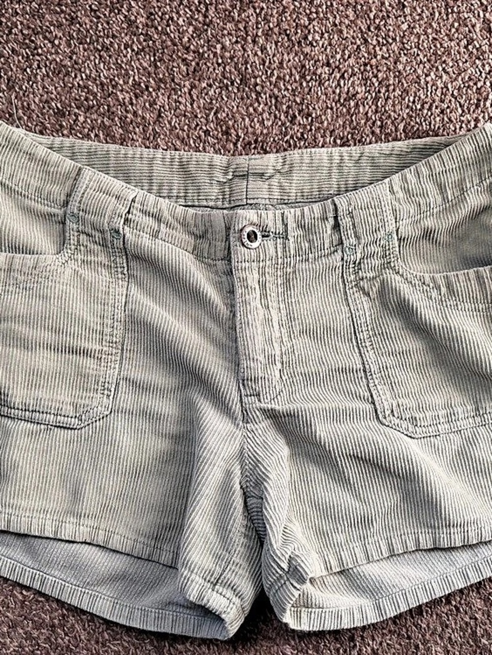 Vintage Patagonia Organic Cotton Corduroy Cargo Shorts Women’s 6 Y2K 2008